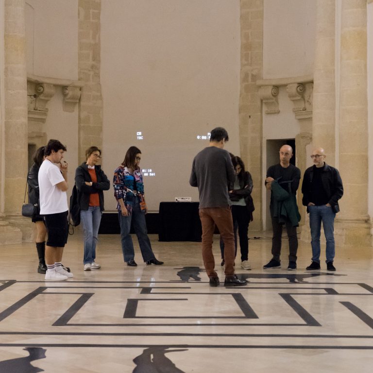 Opere e Omissioni di PIERLUCA CETERA e MAURIZIO DI FEO. Nel 2021, in occasione del settimo centenario dalla morte di Dante..